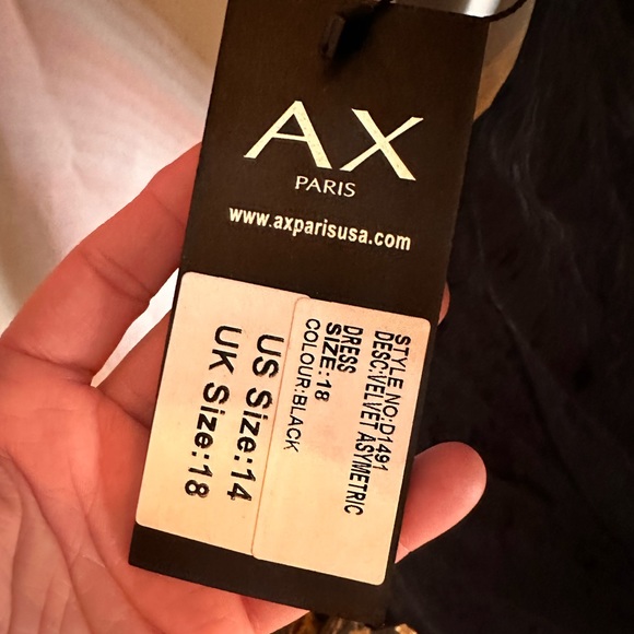 AX PARIS Velvet Sexy Dress - Picture 6 of 7